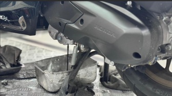 Jangan Sepelekan! Segera Ganti Oli Motor Setelah Mudik agar Mesin Tak Jebol