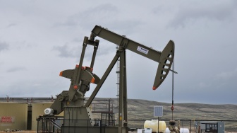 Harga Minyak Dunia Naik Tinggi Lagi, Kembali Dibanderol USD 100/Barel