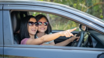 5 Mobil 3 Baris Senyaman Innova yang Mudah Dirawat dan Irit BBM