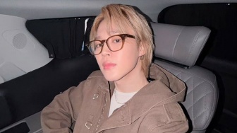 4 Padu Padan Outfit Chic ala Jimin BTS, dari Casual ke Mid-Formal Look!