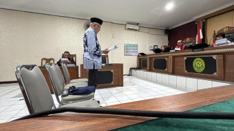 Pledoi Sri Purnomo: Kuasa Hukum Tegaskan Tak Ada Persekongkolan dan Keuntungan Pribadi