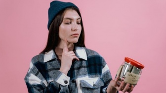 Soft Saving: Menabung Tanpa Menyiksa Diri di Tengah Tekanan Ekonomi