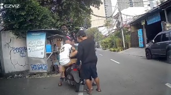 Viral! Modus Uang Lewat' di Tanah Abang, Pelaku Palak Pemotor hingga Rp300 Ribu