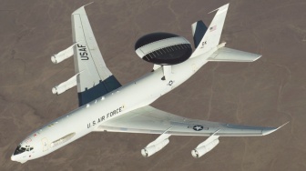 Dua 'Pesawat Super' Milik AS Hancur, Kekuatan Militer Iran Kejutkan Dunia