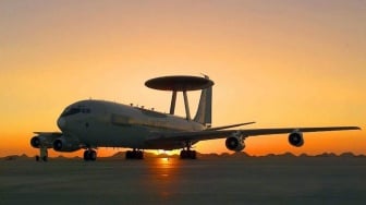 Iran Ledakan Pesawat Mata-Mata Milik AS E-3 AWACS di Pangkalan Al Kharj