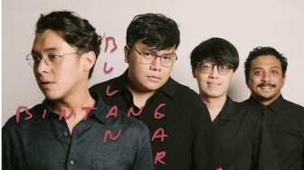 Ada di Hubungan Beda Agama? Wijaya 80 & Sal Priadi Bahas di Lagu Terbarunya