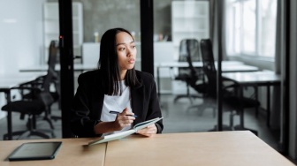 Post-Lebaran Syndrome pada Gen Z: Raga Udah di Kantor, Nyawa Masih di Kampung