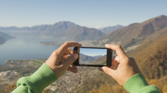 5 Rekomendasi HP Android Kamera Terbaik 2026, Harga Mulai Rp5 Juta