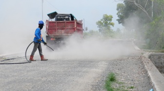 Jalan Rusak Puluhan Tahun di Sulsel Kini Mulus, Guru dan Petani Rasakan Manfaat