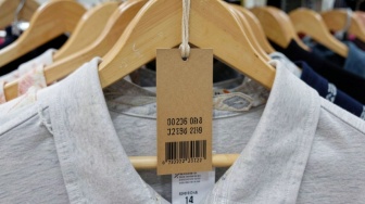 Fast Fashion Picu Limbah, Bisakah Cost Per Wear Jadi Solusi Belanja Lebih Bijak?