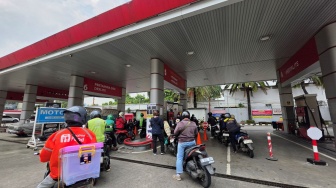 Masyarakat Diminta Tak Resah, Mensesneg Prasetyo Hadi Tegaskan Harga BBM Belum Ada Kenaikan