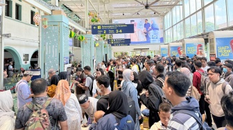 Okupansi Tembus 154 Persen, KAI Catat 4,9 Juta Penumpang di Lebaran 2026