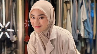 Akui Khilaf Bongkar Bukti Suami Lakukan VCS dengan Cewek Lain, Clara Shinta Minta Maaf