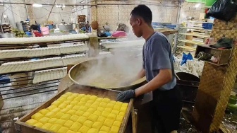 Gema Perang Amerika-Iran Sampai ke Cibuntu: Harga Tahu Resmi Naik, Perajin Ancam Mogok Massal