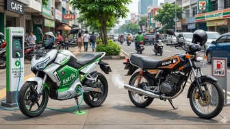 Adu Irit Biaya Operasional Motor Listrik vs Motor Bensin, Mana yang Lebih Hemat?