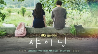 Penikmat Film Alur Pelan Merapat! Still Shining Sajikan Romansa Slow Burn yang Menyentuh