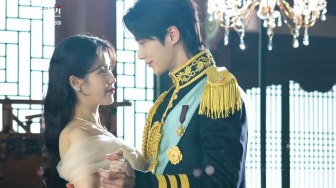 4 Drakor Romantis Tayang April, Ada Perfect Crown hingga Filing for Love