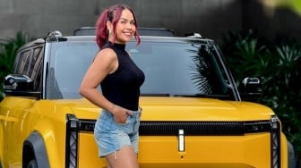 Dulu Artis Top, Melaney Ricardo Soroti Aksi Nekat Pinkan Mambo Ngamen Sambil Rebahan di Aspal