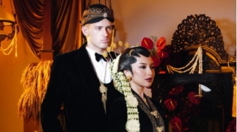 Dari Just Friend Jadi Till the End, Intip Potret Prewedding Jennifer Coppen dan Justin Hubner