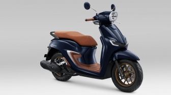 New Honda Stylo 160 Tampil Makin Mewah dengan Warna Baru