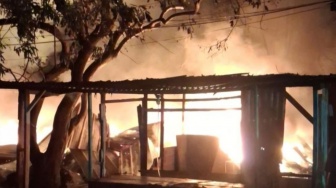 Polisi Selidiki Penyebab Kebakaran SPBE Cimuning Bekasi, Warga Terdampak Didata