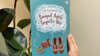 Ulasan Novel Dompet Ayah Sepatu Ibu: Kisah Haru Mimpi dan Pengorbanan