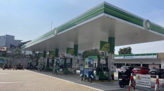 Pertamax Melonjak, SPBU Swasta Ikut Kerek Naik Harga BBM Hingga Tembus Rp17.000 per Liter