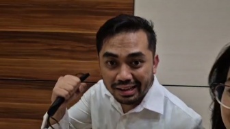 Datangi Gedung DPR Usai Divonis Bebas, Amsal Sitepu: Sangat Senang, Tak Bisa Bekata-kata!