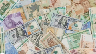 Santai Saja! Nilai Rupiah Menyentuh Rp17.000 per Dolar AS, Bukan Alasan untuk Panik