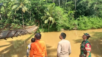 Fakta dan Korban Jembatan Putus di Sukabumi, Warga Hendak Ikut PAW Kades Jadi Korban