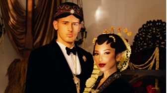 Momen di Balik Layar Prewedding Jennifer Coppen, Aura 'Kompeni' Justin Hubner Disorot