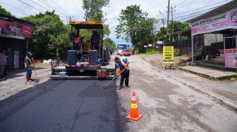 Warga Pattallassang Gowa Bersyukur, Perbaikan Jalan Poros Yasin Limpo Mulai Dirasakan