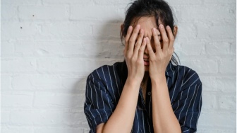 Mood Swing Jelang "Tamu Bulanan" Bikin Capek? Ini Rahasia Biar Tetap Kalem