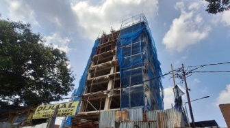 Proyek Bangunan di TB Simatupang Sepi Usai Empat Pekerja Tewas