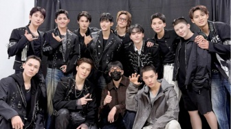 SEVENTEEN Resmi Perpanjang Kontrak, Tetap Bersama sebagai Grup Lengkap