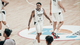 IBL 2026: DJ Cooper Ungkap Cara Dewa United Beri Kekalahan Perdana untuk Pelita Jaya