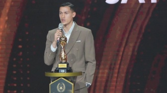 Kata-kata Pelatih Sassuolo Usai Jay Idzes Jadi Pemain Terbaik Indonesia