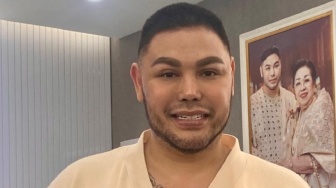 Ivan Gunawan Minta Maaf ke Sara Wijayanto Usai Dikritik karena Sering Potong Pembicaraan di Podcast