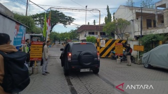 Sidoarjo Mencekam! Tim Jibom Turun Tangan Selidiki Ledakan Maut di Pabrik Baja Waru