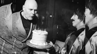 Billy Corgan 'The Smashing Pumpkins' Menduga Musik Rock Sengaja Diredam CIA