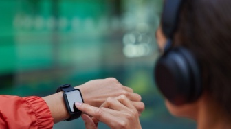 5 Smartwatch Murah dengan GPS Internal, Lari dan Bersepeda Praktis Tanpa Perlu Bawa HP