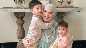Bukan Tanpa Sebab, Ini Alasan Irish Bella Tahan Anak-Anak Bertemu Ammar Zoni
