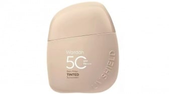 Wardah Tinted Sunscreen Perlu Ditimpa Bedak atau Tidak? Ini Penjelasan Berdasar Klaim Produk