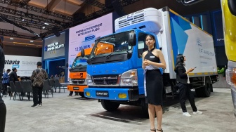 Strategi Mitsubishi Fuso Jaga Kelancaran Logistik Lewat Layanan Zero Down Time di GIICOMVEC 2026