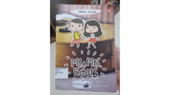 Mr. & Mrs. Egois: Saling Mencintai, Tapi Kenapa Harus Saling Menyakiti?