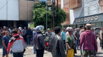 Sosialisasi Parkir Digital Surabaya Berujung Chaos: Lemparan Batu Hingga Sweeping Tengah Malam