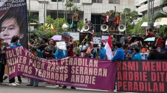 Mahasiswa Desak MK Kabulkan Uji Materi UU TNI Terkait Tragedi Andrie Yunus