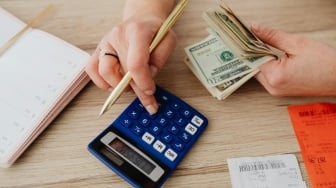 Gaji UMR dan Impian Tabungan 3 Digit