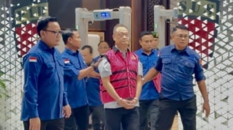 Ada Nama Riza Chalid, Kejagung Tetapkan 7 Tersangka Dugaan Korupsi Petral