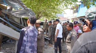 Pemkot Makassar Tertibkan 167 Lapak PKL di Biringkanaya